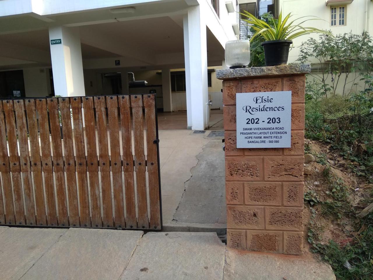 Stay@ Bangalore Exterior foto